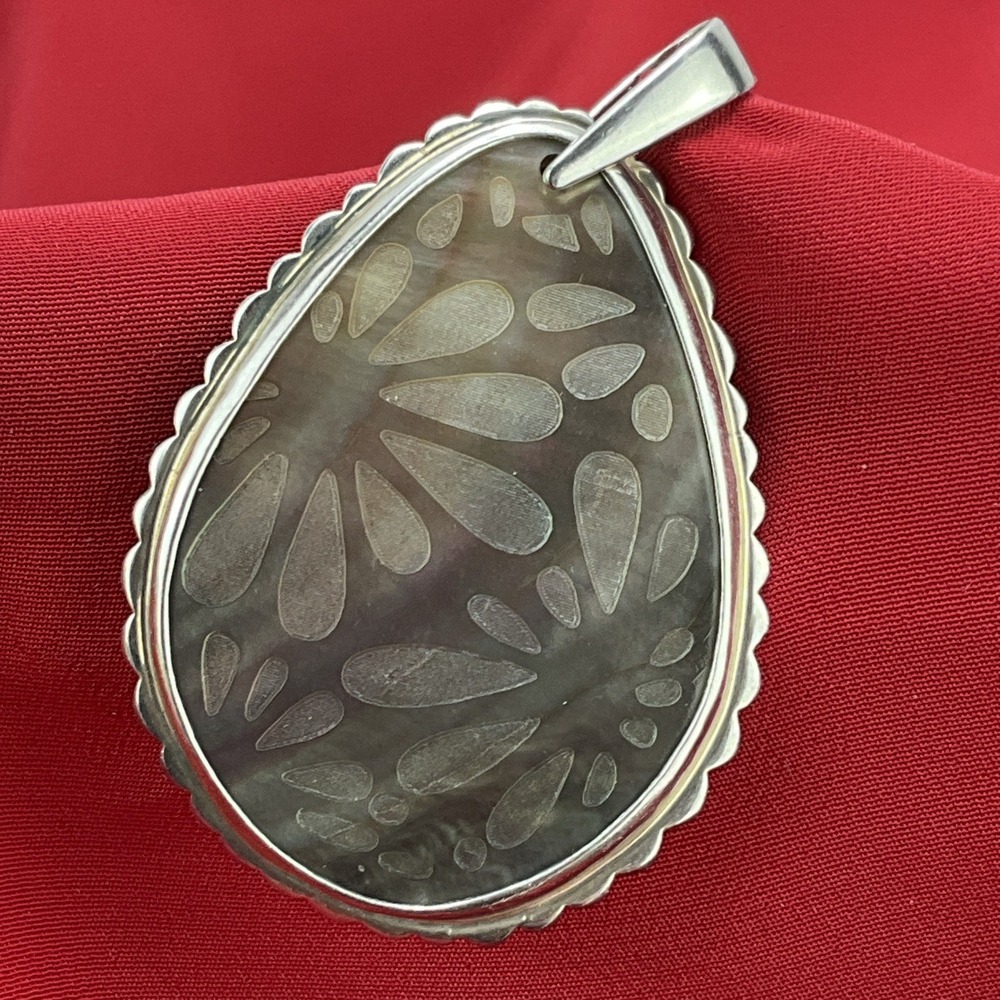 Silpada Sterling Silver‎ Etched Black Lip Shell Pendant S2236 Abalone teardrop
